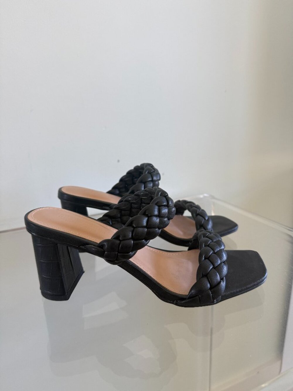 Cushionaire Iris Braided Heeled Sandals - Black - Size 8.5